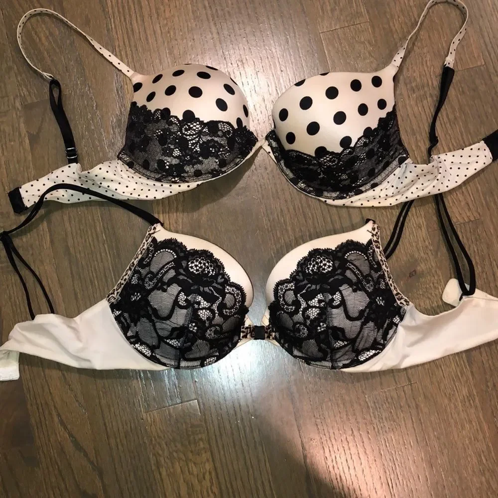 2 Victoria’s Secret bras. - Picture 2 of 2